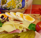 Brotzeitteller der besonderen Art, eben typisch bayerisch Brotzeitteller der besonderen Art, eben typisch bayerisch